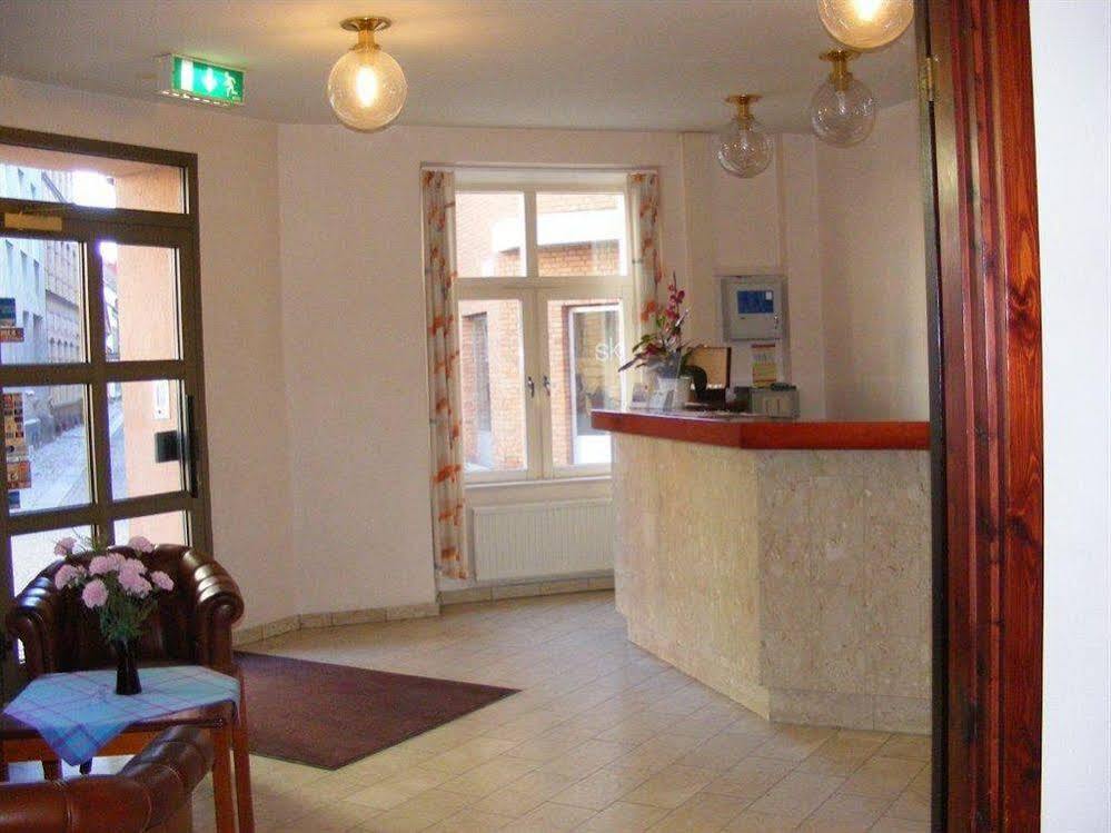 Continental Hotel by null