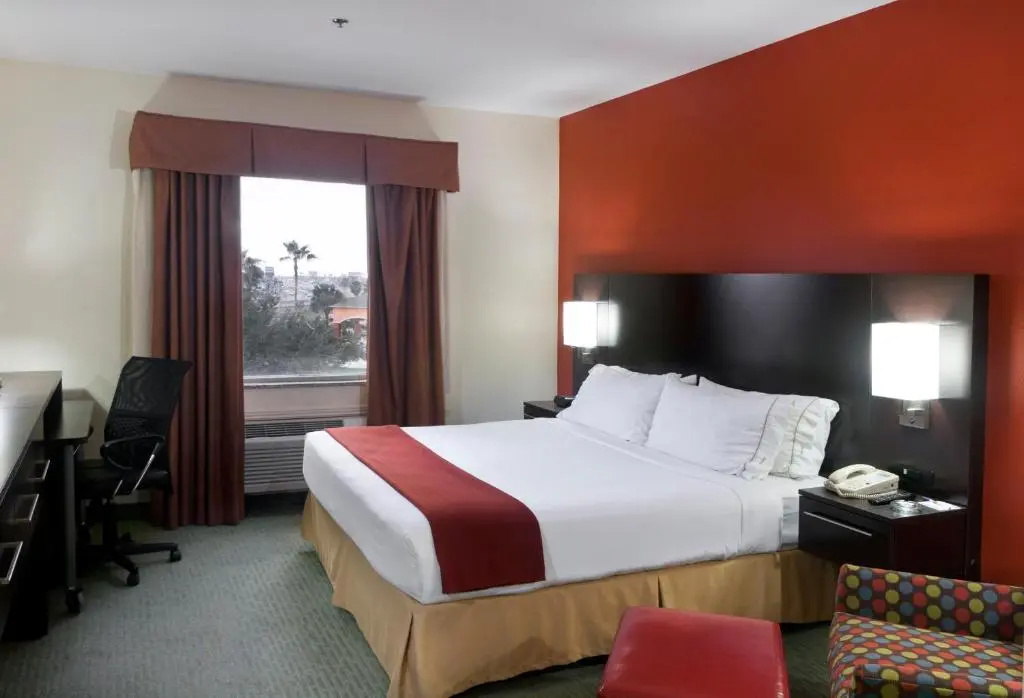 Holiday Inn Express Hotel & Suites Brownsville by IHG - Chambres