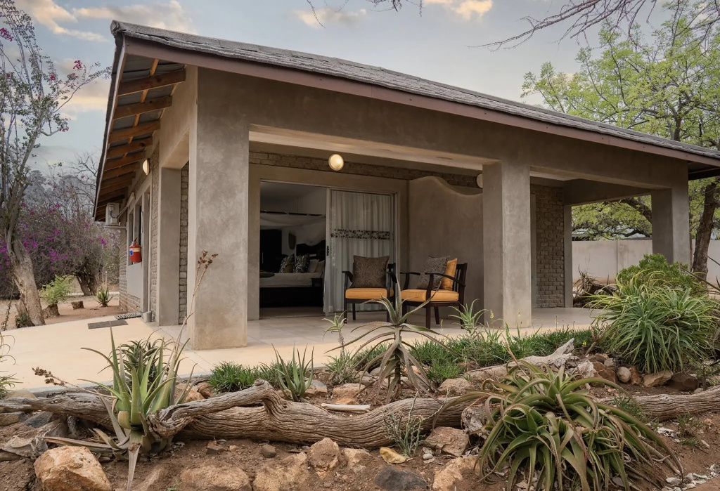 Tshukudu Game Lodge
