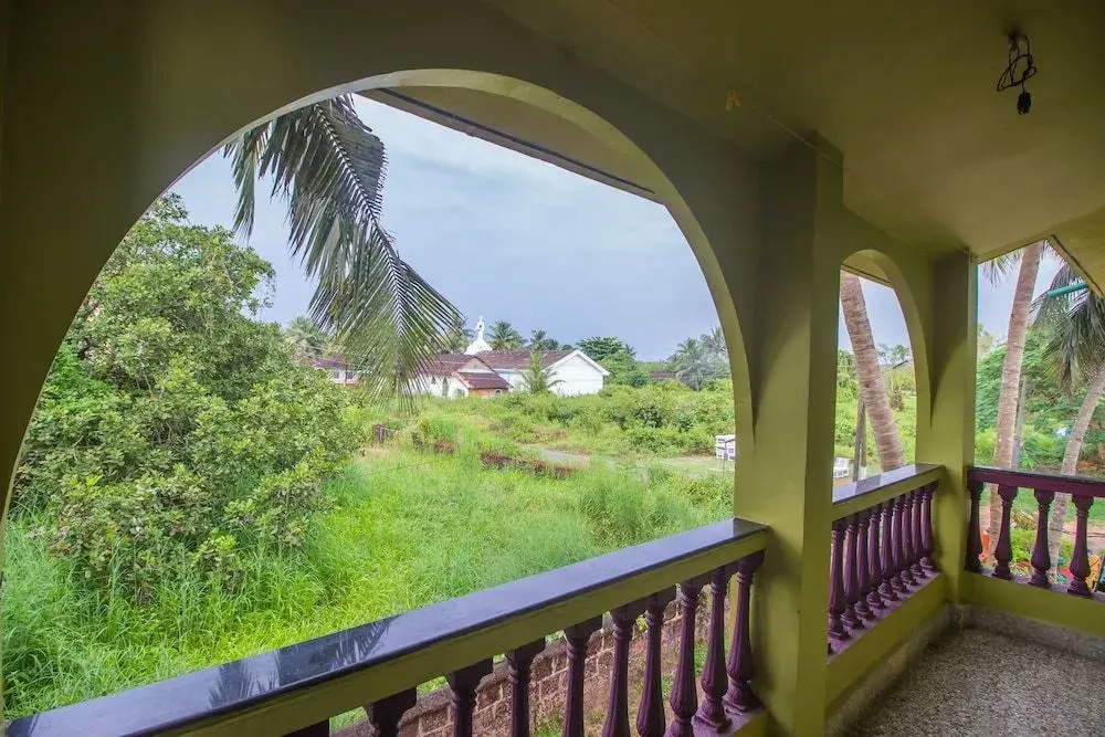 OYO 19876 Home Classic 2BHK Near Carmona Beach