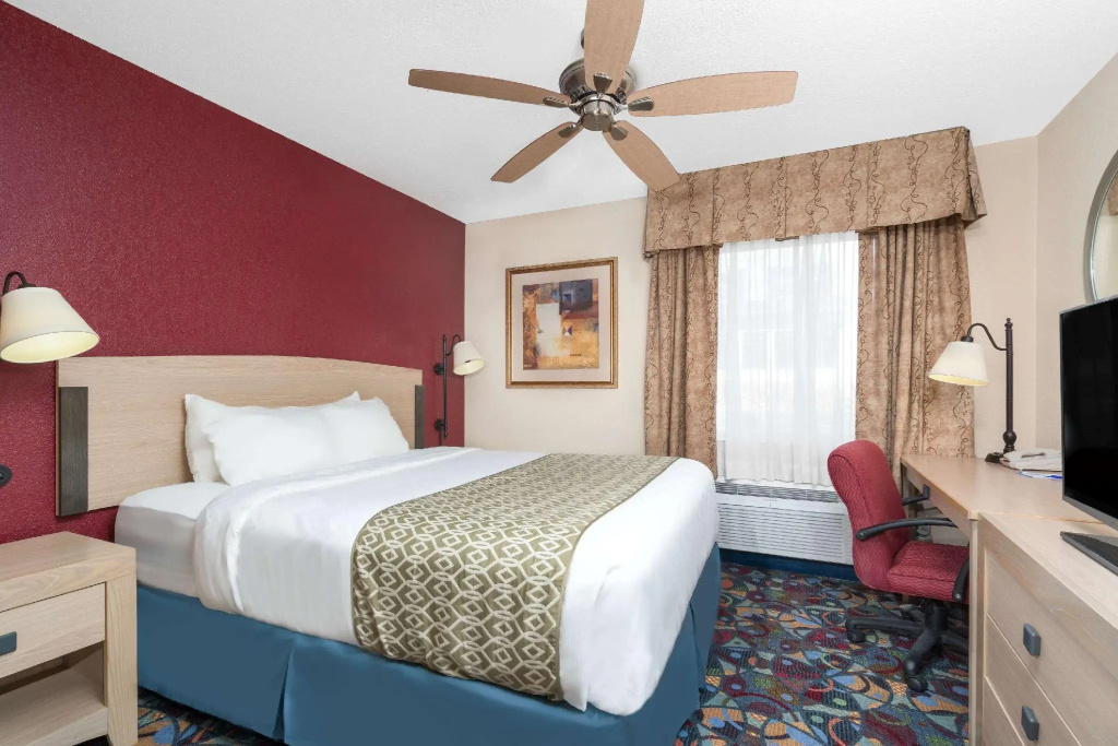 Standard Double room (full double bed)