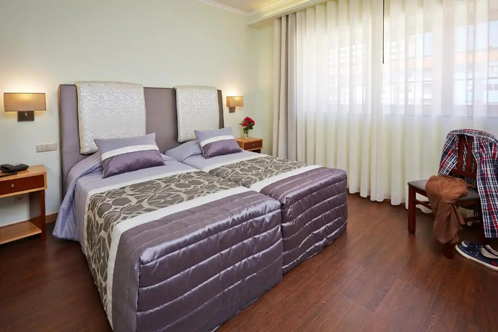 Welcome In - Suites & Hostel