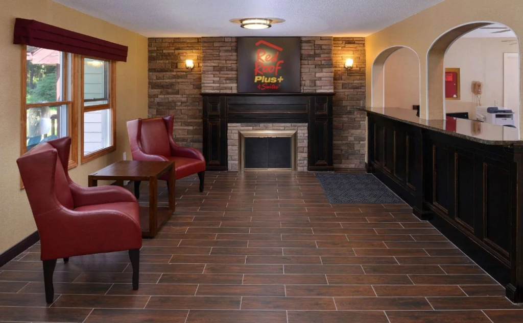 Hotel photo 12