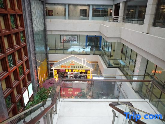 Huatai Hotel