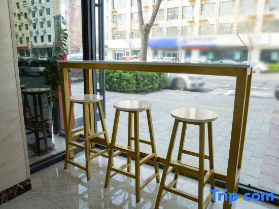 Guobiao Hotel (Anxin Jianshe Street store)