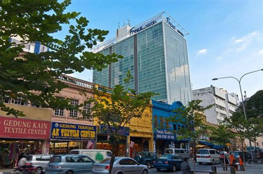 Frenz Hotel by null
