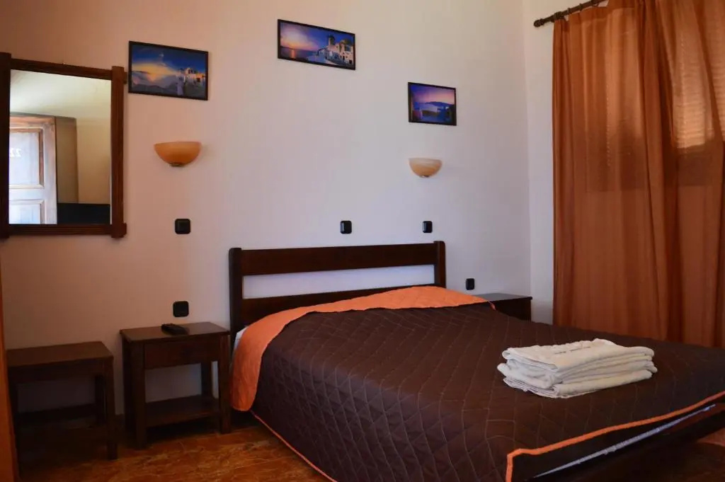 Economy room