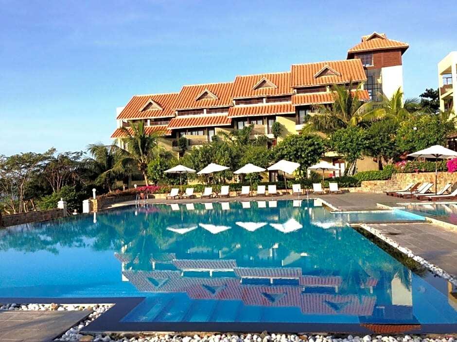Romana Resort & Spa