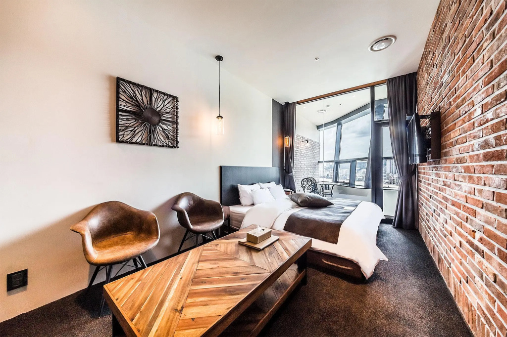 Standard room with balcony