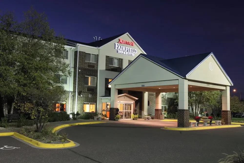 Fairfield Inn and Suites by Marriott St. Paul/Roseville