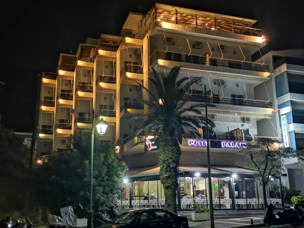 Hotel Petit Palais