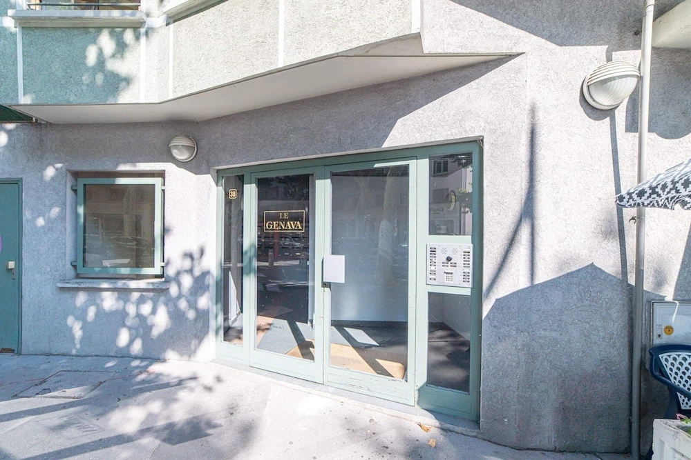 38 Avenue Appartement privé