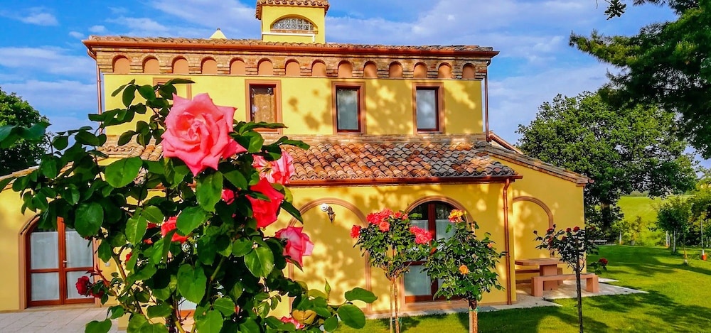 Borgo Pratole Country House