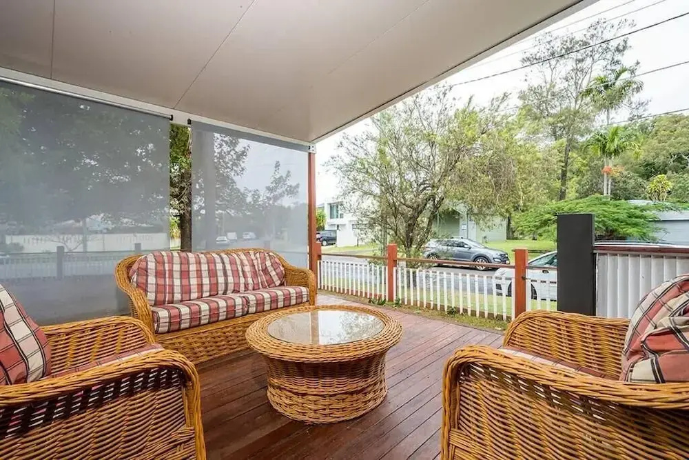 4 BDRM Pet Friendly Home 200m to Creek