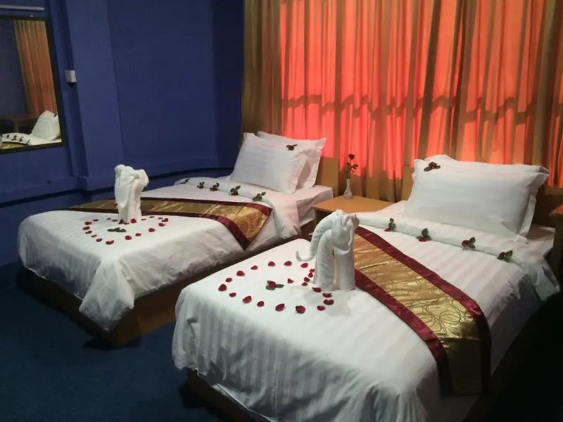 Superior Double room (full double bed)