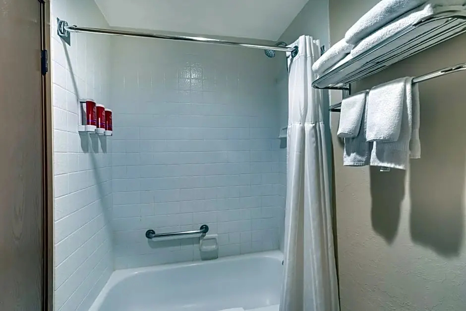 SureStay Plus Hotel by Best Western Price - Chambres