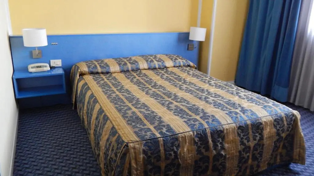 Classic Double room (full double bed)