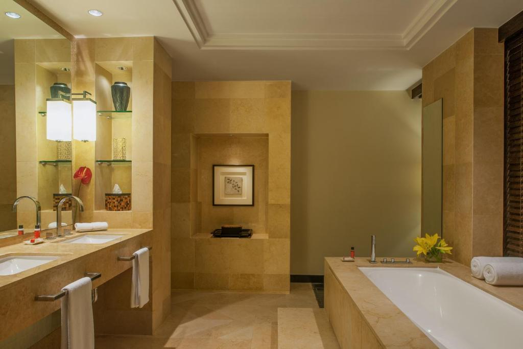 Grand Hyatt