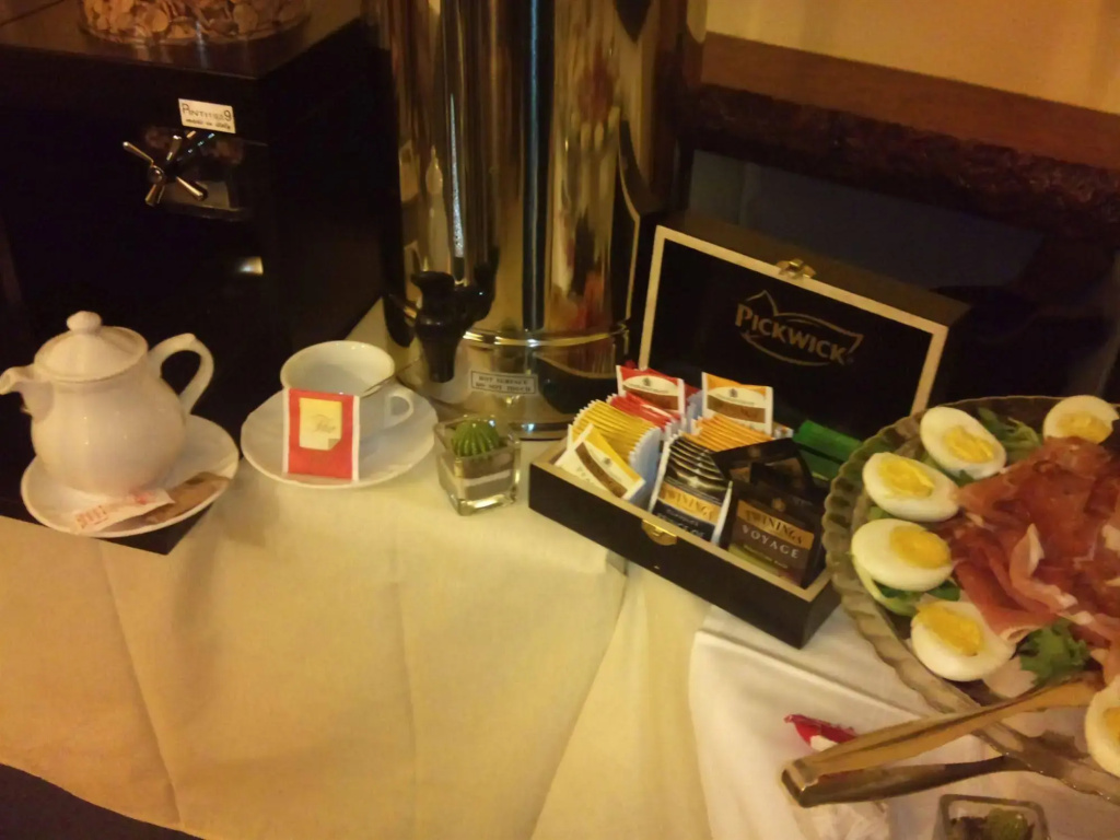 Hotel photo 12