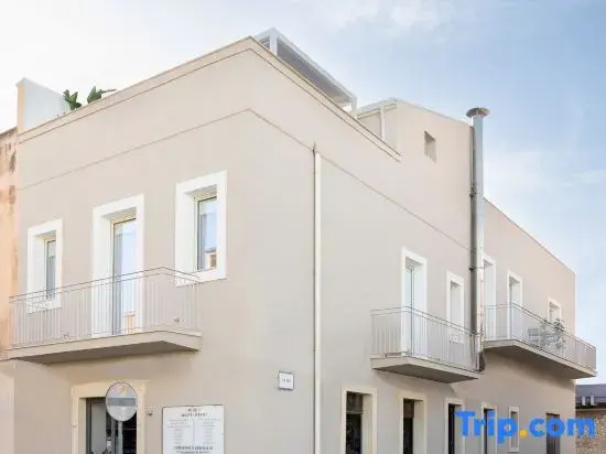 Dimora Zahira Your Italian Escape in Marina di Ragusa Steps from the Sea