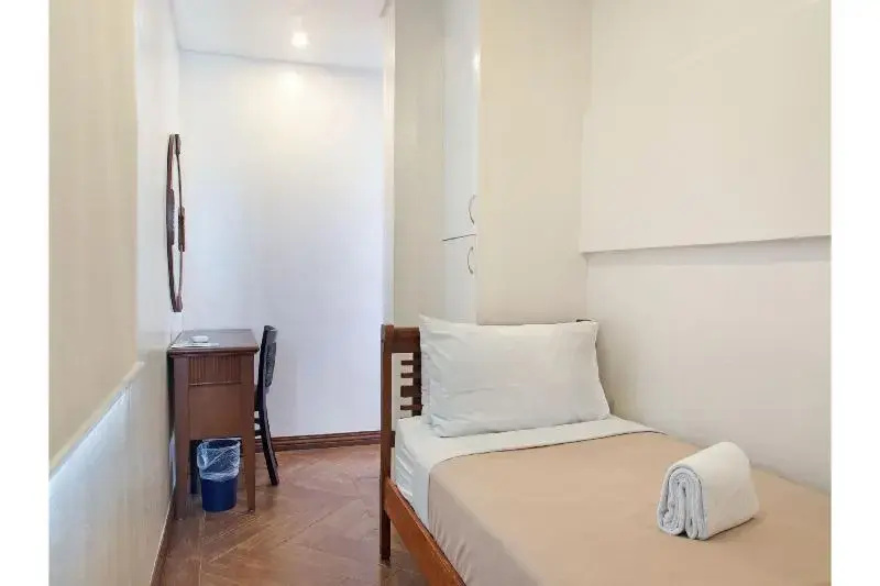 Townhouse OAK Metro Manila Nea Osmena Hw PNR Pasay - Chambres