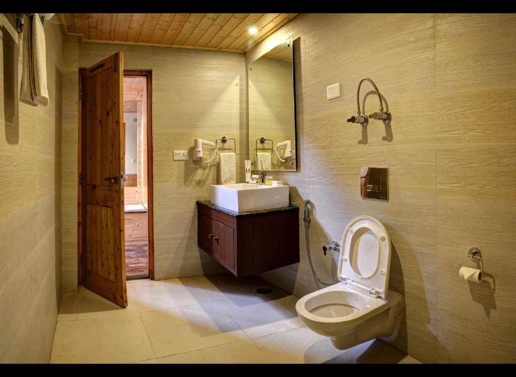 Grand room