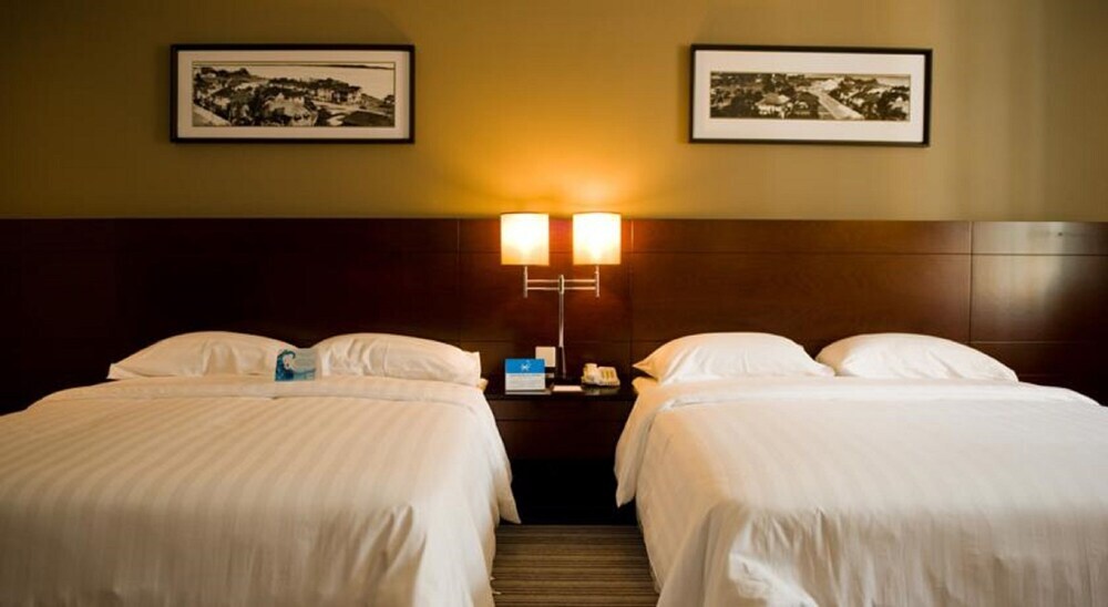 Hotel Sixty3