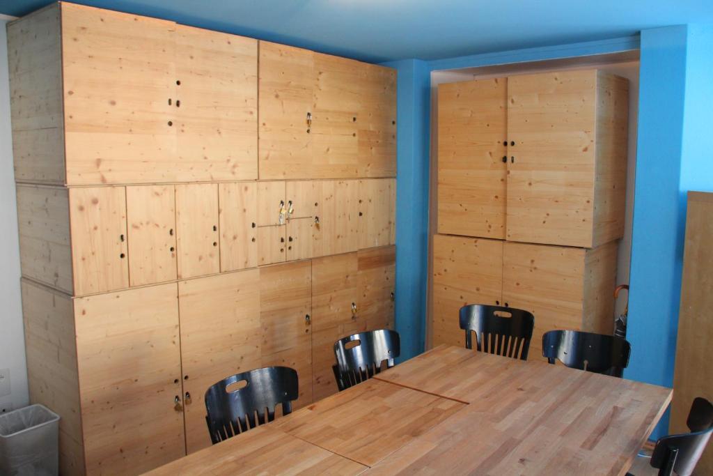 Image 12