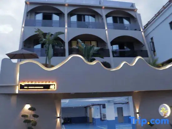 Shiping Longhe Ershe Homestay