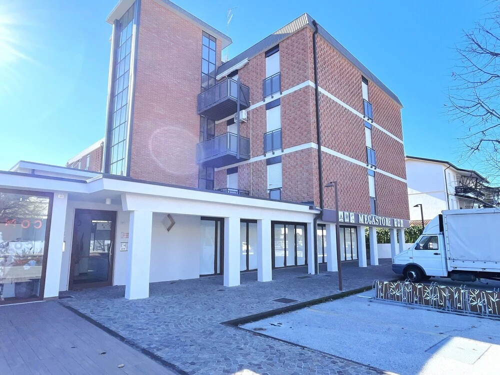 Charming Family Flat Near the Beach