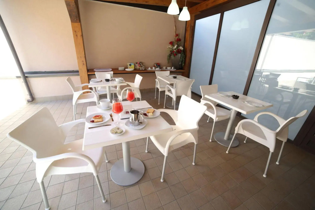 Hotel photo 16