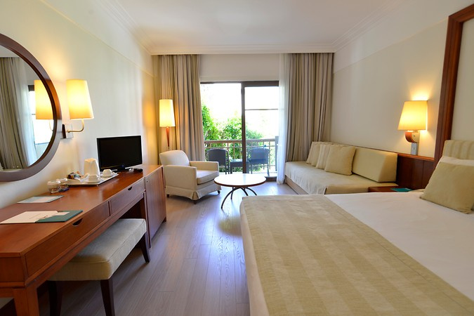 Economy room
