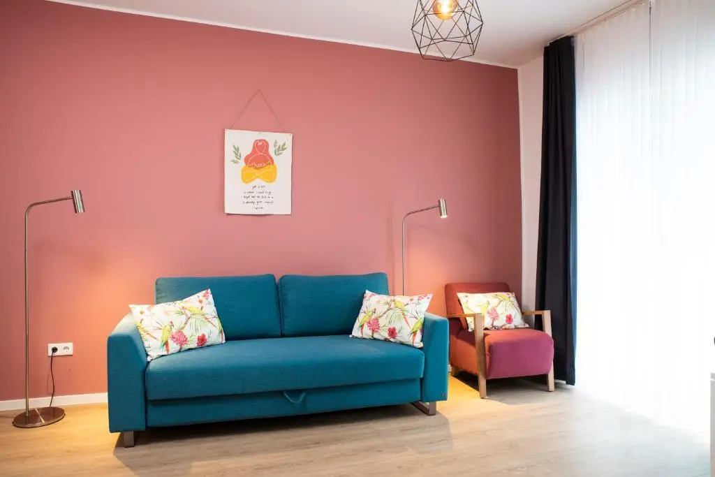 2 Bedrooms Apartment