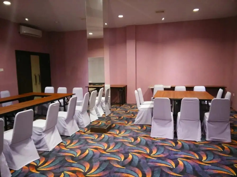 Atreya Hotel Makassar - Général