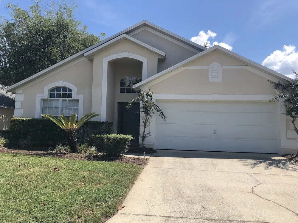 Lovely 4 Bed Home with Private Pool in Disney Area (WN511BL)
