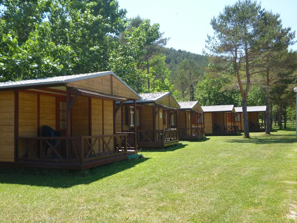 2 Bedrooms Standard Double room with mountain view (full double bed)