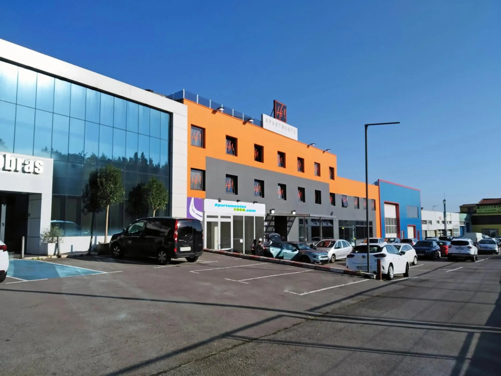 Hi Apartments Santander 3000