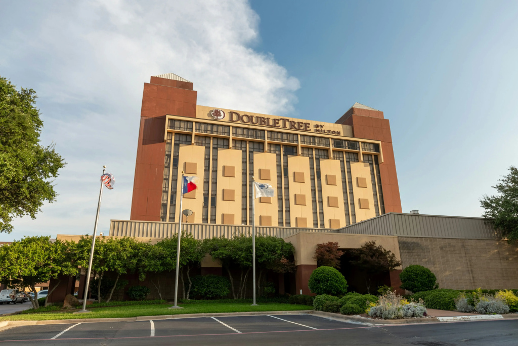 DoubleTree by Hilton Dallas - Richardson