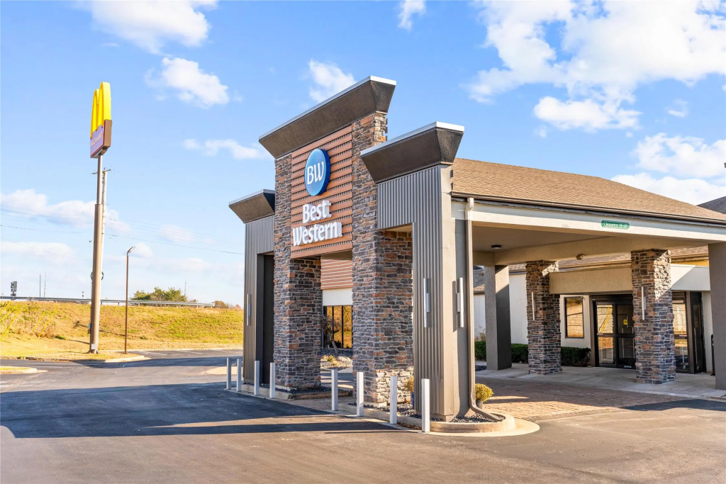 Best Western Courtview Hotel