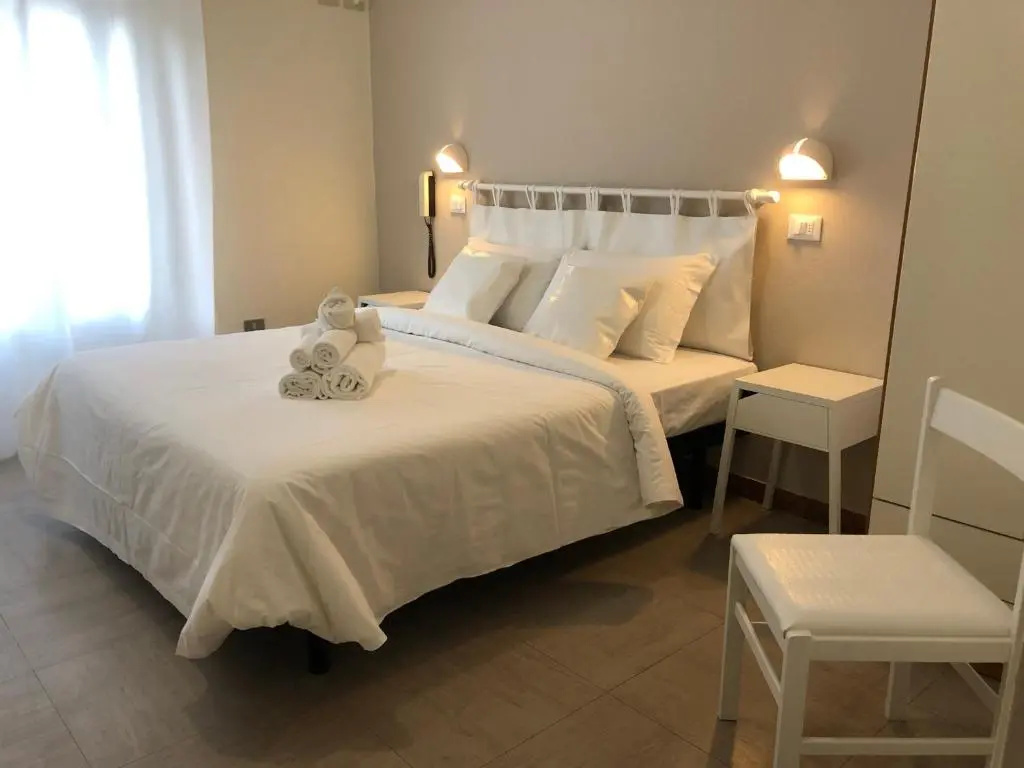 Hotel Bruna BB - Chambres