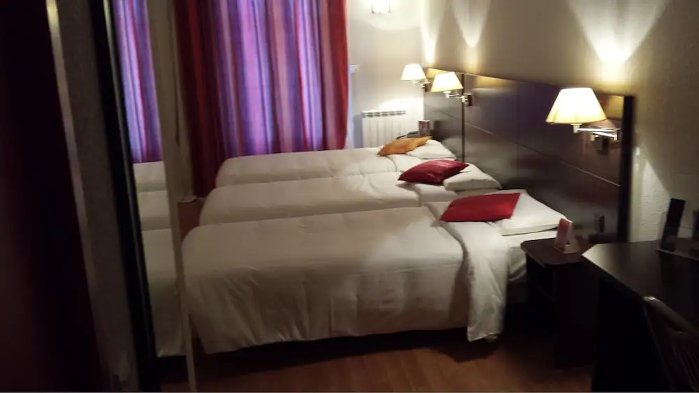 urban by balladins Perpignan - Chambres