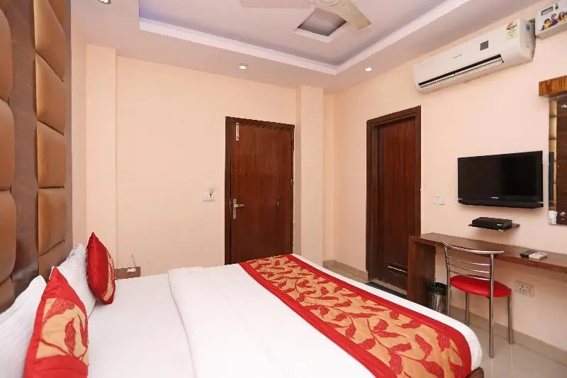 OYO 6096 Hotel Maharani Palace - Chambres