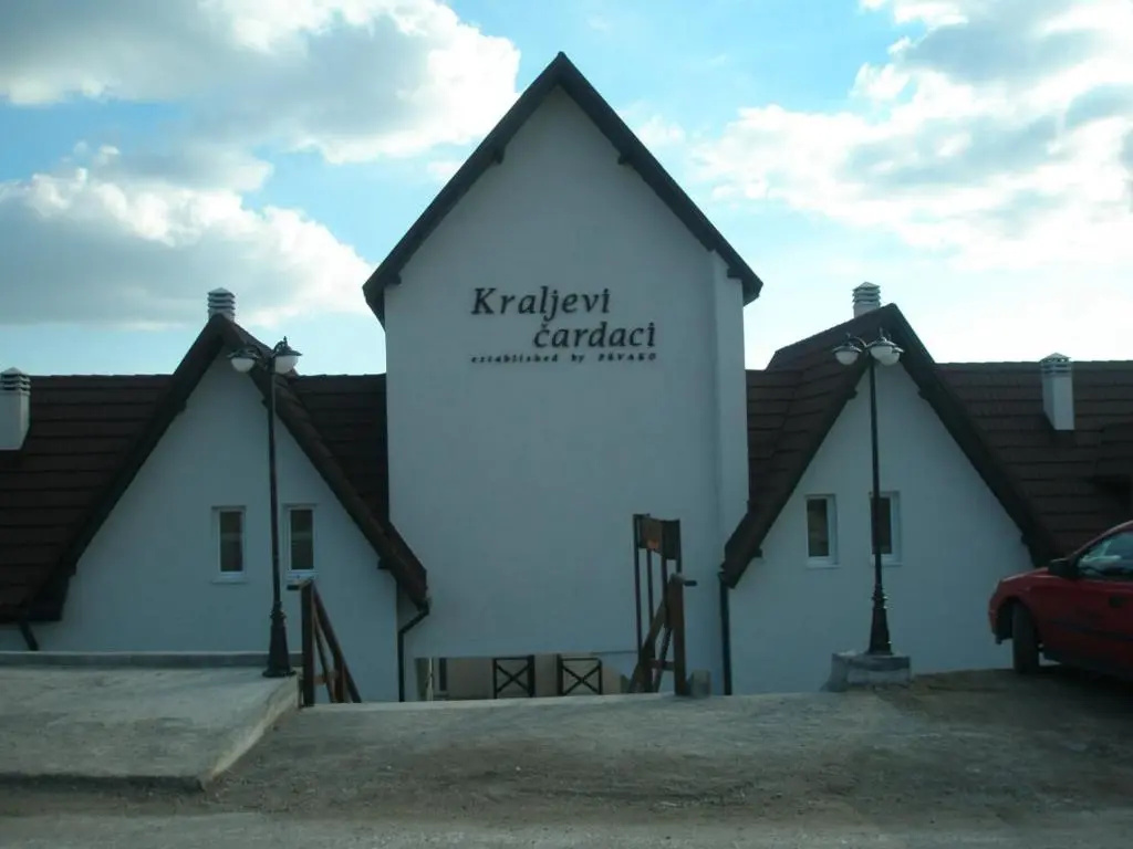 Čar 1