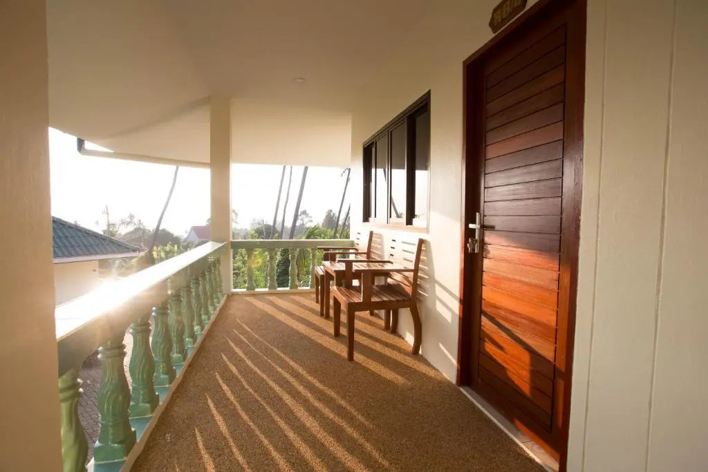 Deluxe Double room with balcony and with sea view (full double bed)