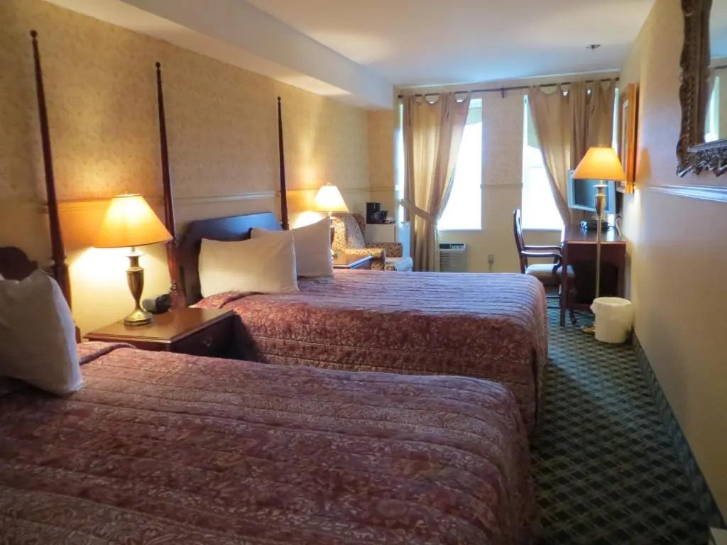 Superior Quadruple room (2 full double beds)
