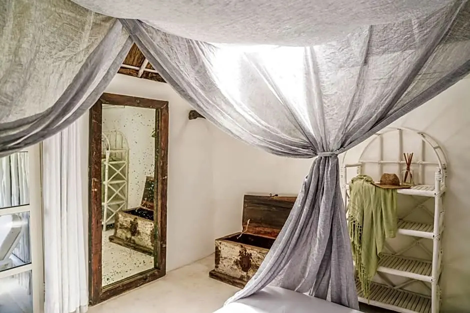 Standard room with partial ocean view