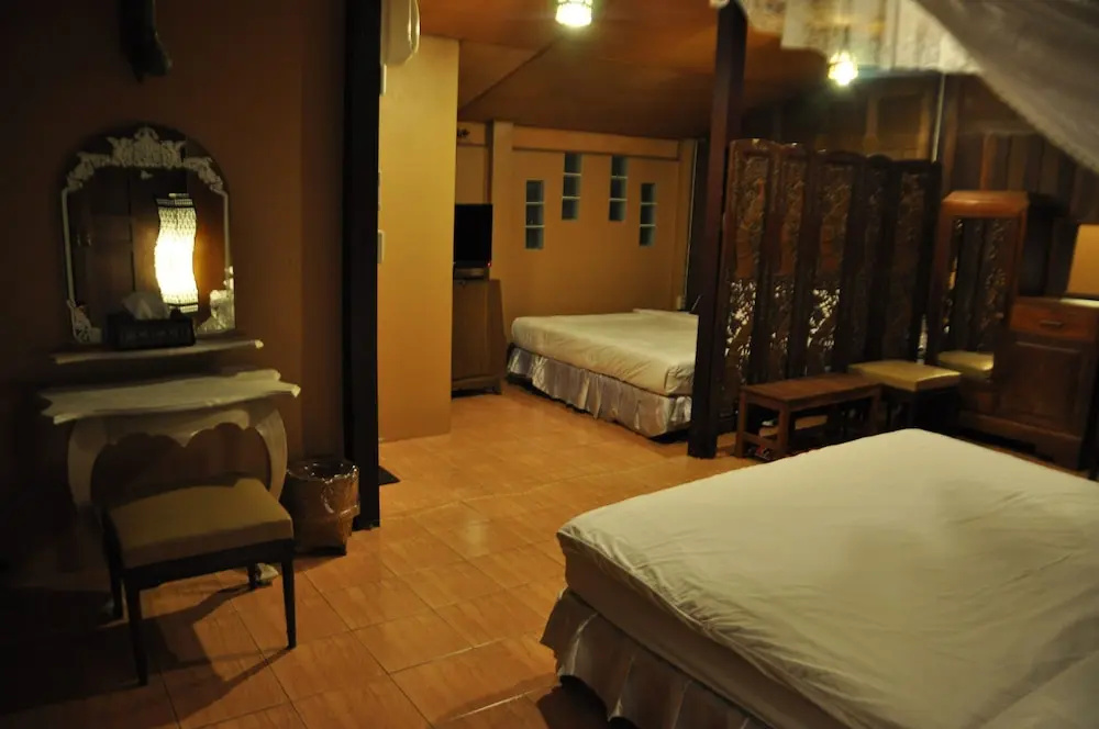 Ruean Thai Hotel - Chambres