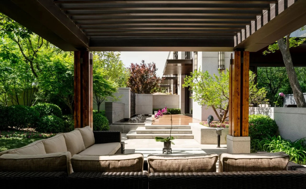 Balcony & Terrace