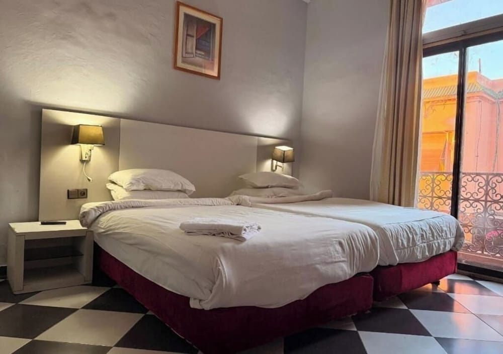 Economy room