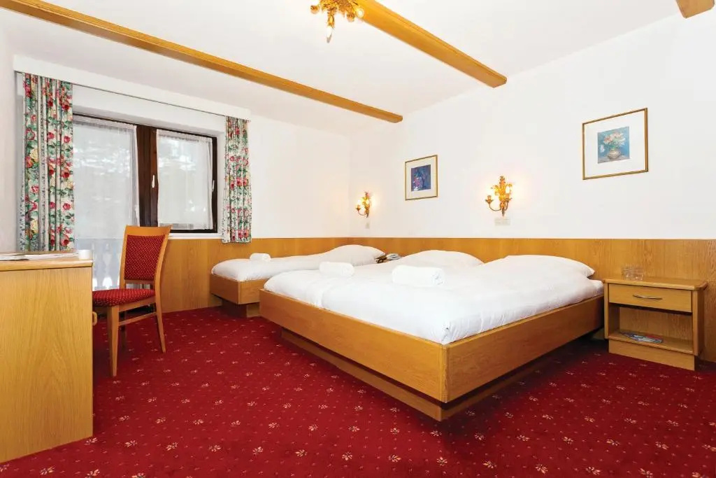 Standard Double room (full double bed)